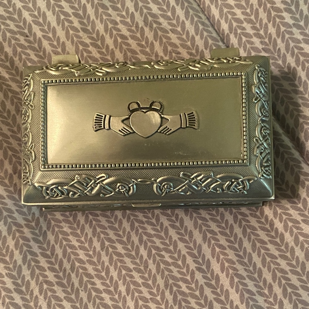 Pewter Irish Claddagh Decorative  Trinket Box in Silver-Tone- from Ireland 🇮🇪
